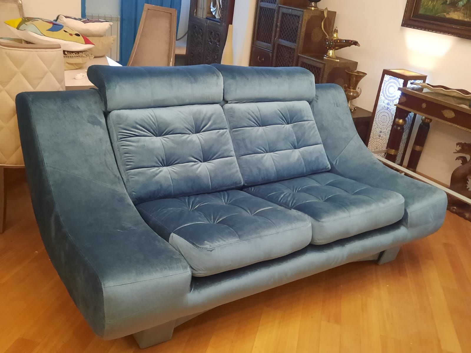 Обивка дивана на дому. Звенигородская