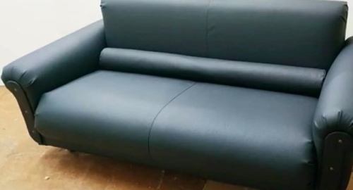 Обивка дивана на дому. Звенигородская